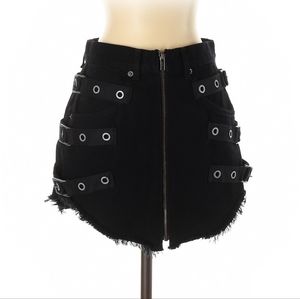 Carmar skirt size 26